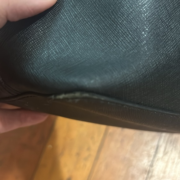 Micheal Kors Black Large Tote - Picture 7 of 12